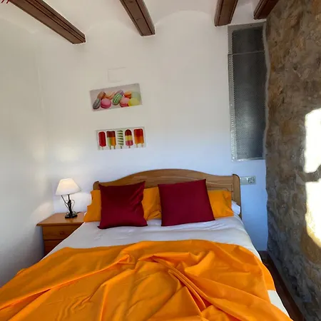 Apartamentos Ines Valdelinares  Buitenkant foto